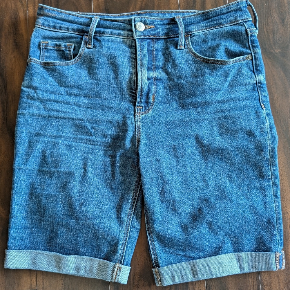 Old Navy Bermuda High Rise Jean Shorts